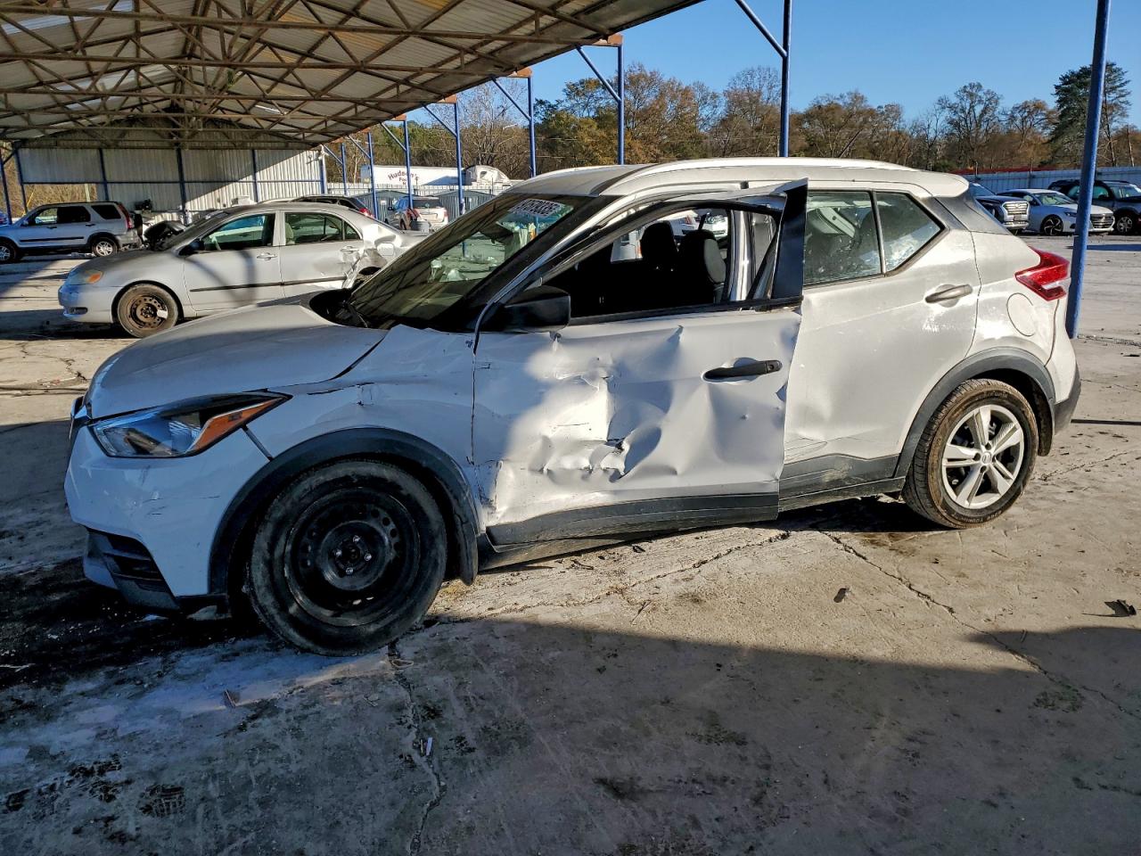 2018 NISSAN KICKS