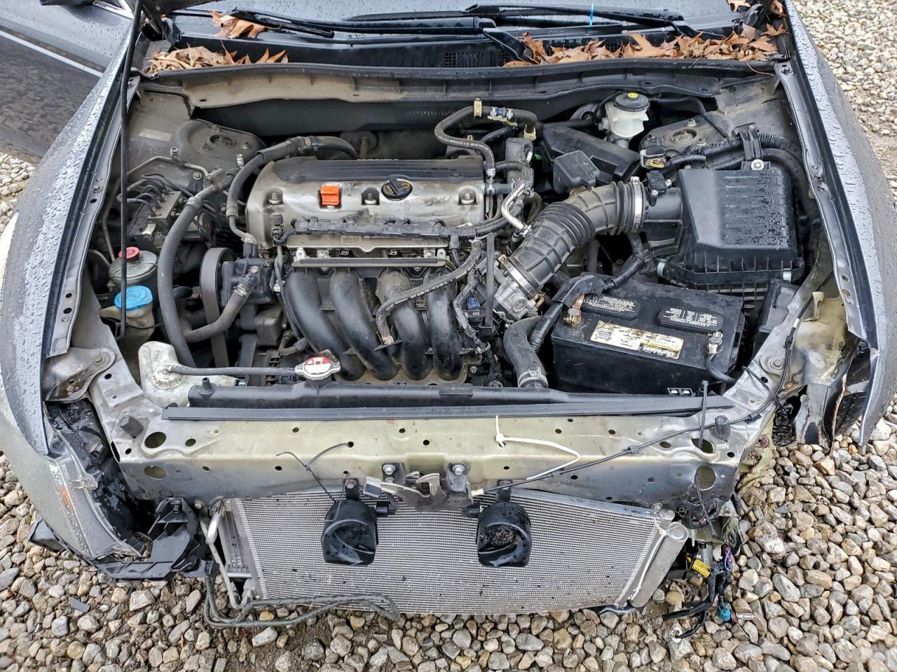 2012 HONDA ACCORD LX photo 11