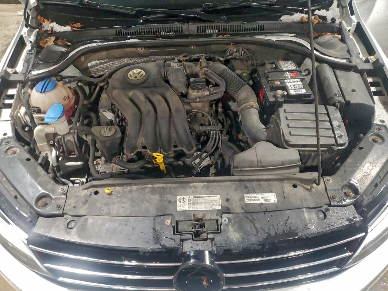 2015 VOLKSWAGEN JETTA BASE photo 11