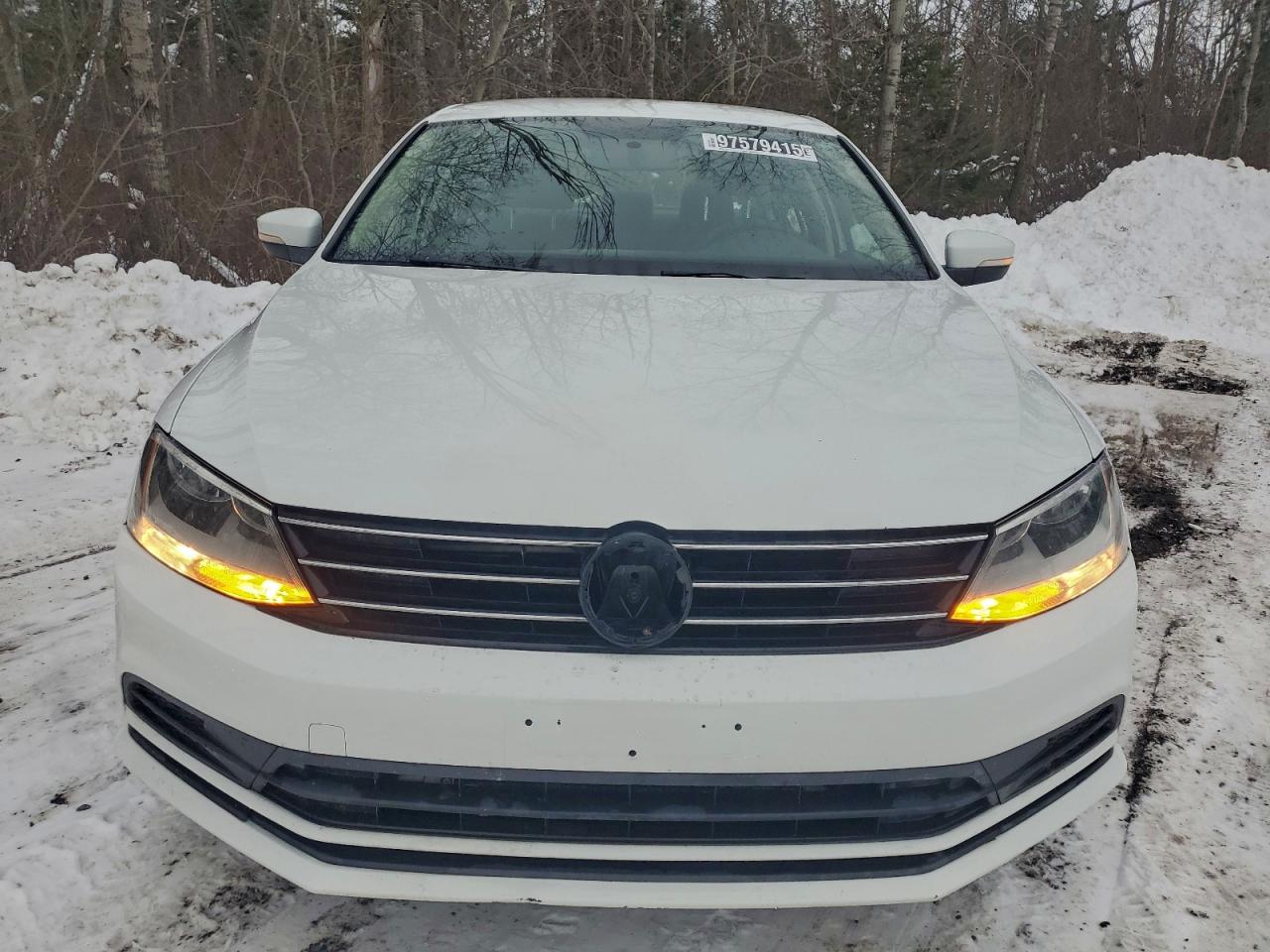 2015 VOLKSWAGEN JETTA BASE photo 5