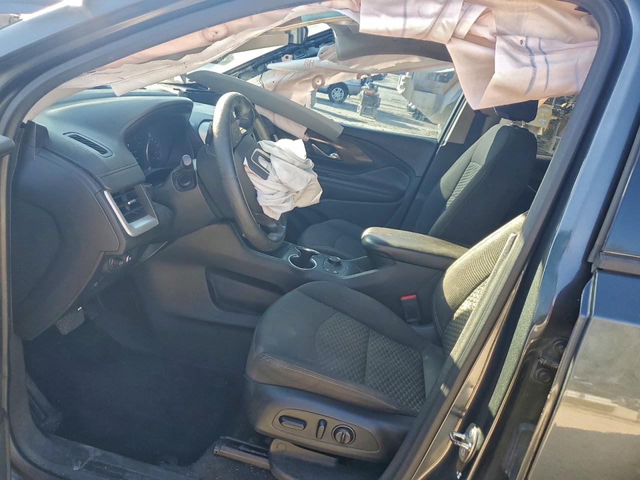 2018 GMC TERRAIN SLE photo 13