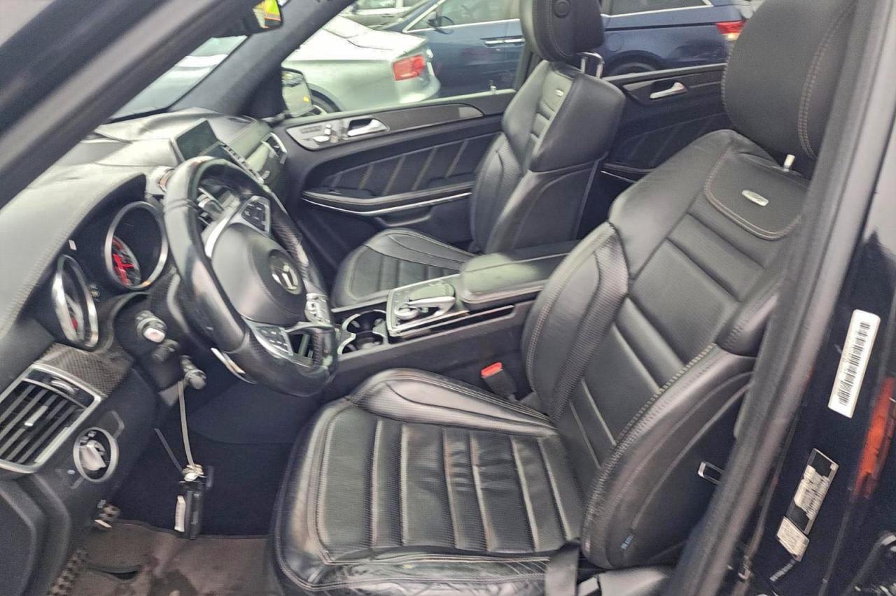 2017 MERCEDES-BENZ GLS 63 AMG 4MATIC photo 31
