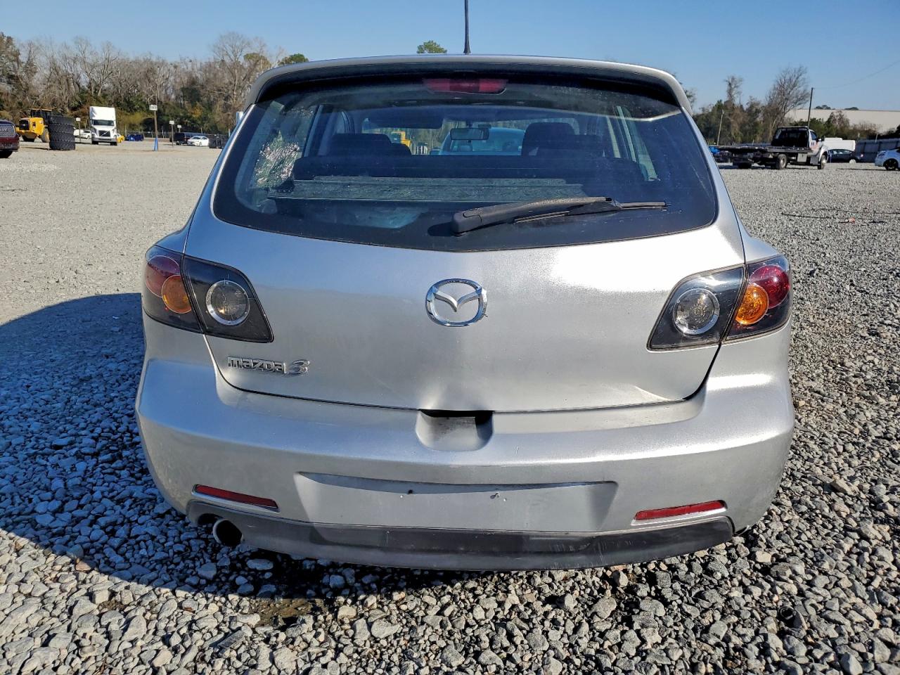 2004 MAZDA 3 HATCHBACK photo 11