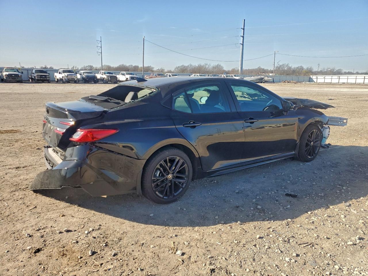 2026 TOYOTA CAMRY SE photo 7