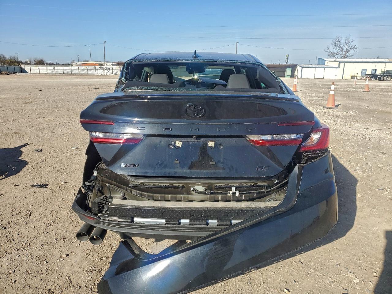 2026 TOYOTA CAMRY SE photo 16