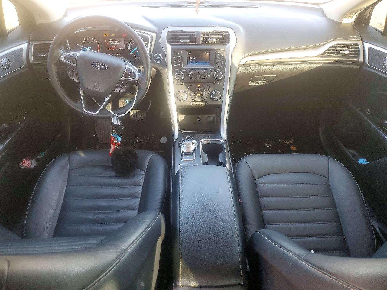 2018 FORD FUSION SE photo 22