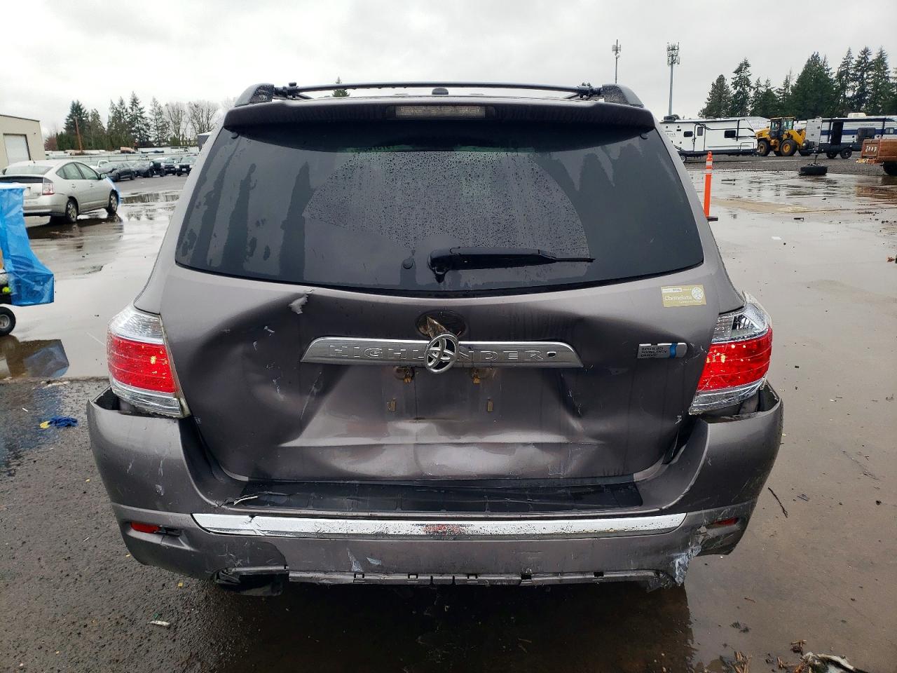 2011 TOYOTA HIGHLANDER HYBRID photo 11