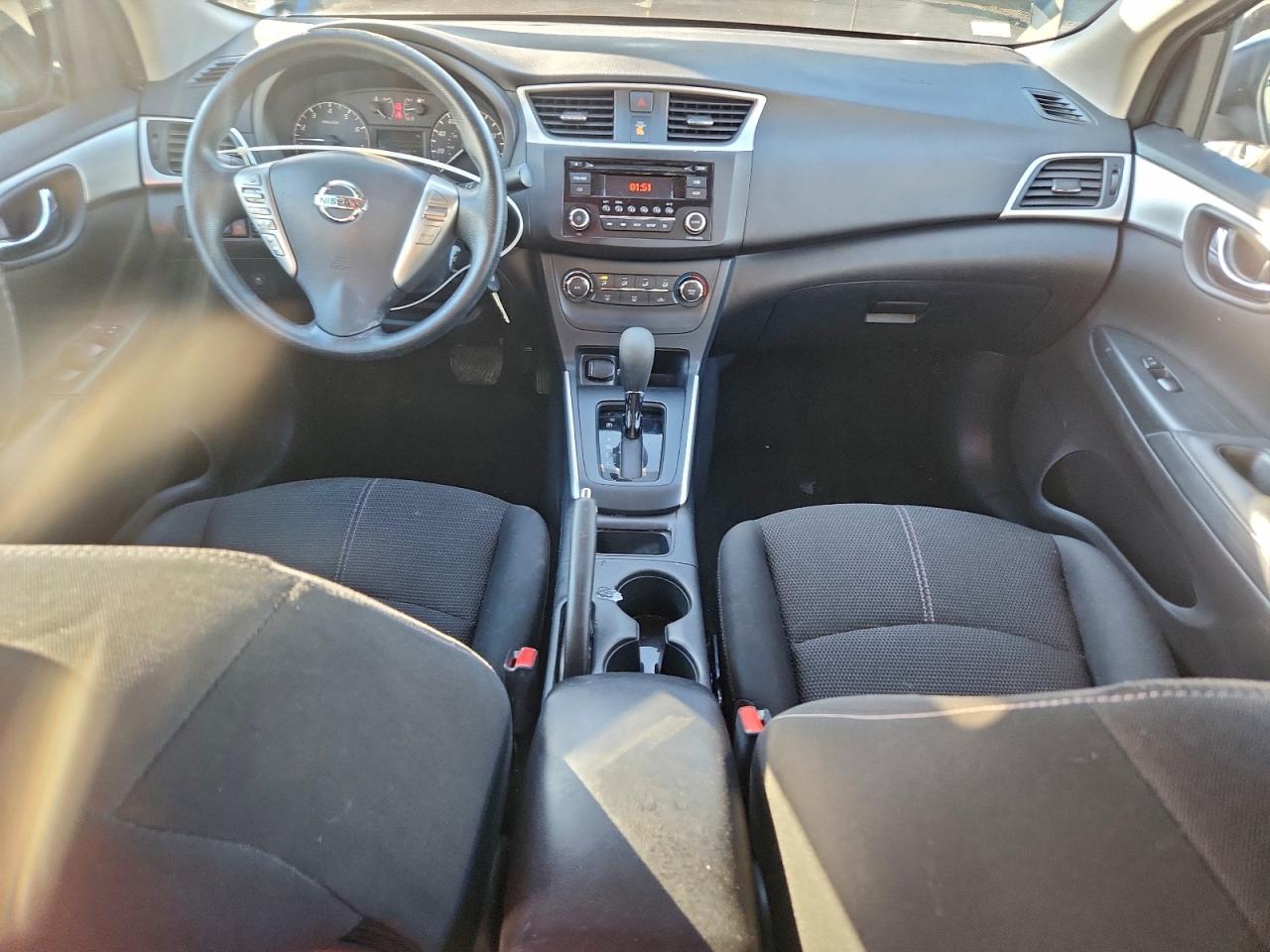 2016 NISSAN SENTRA S photo 8