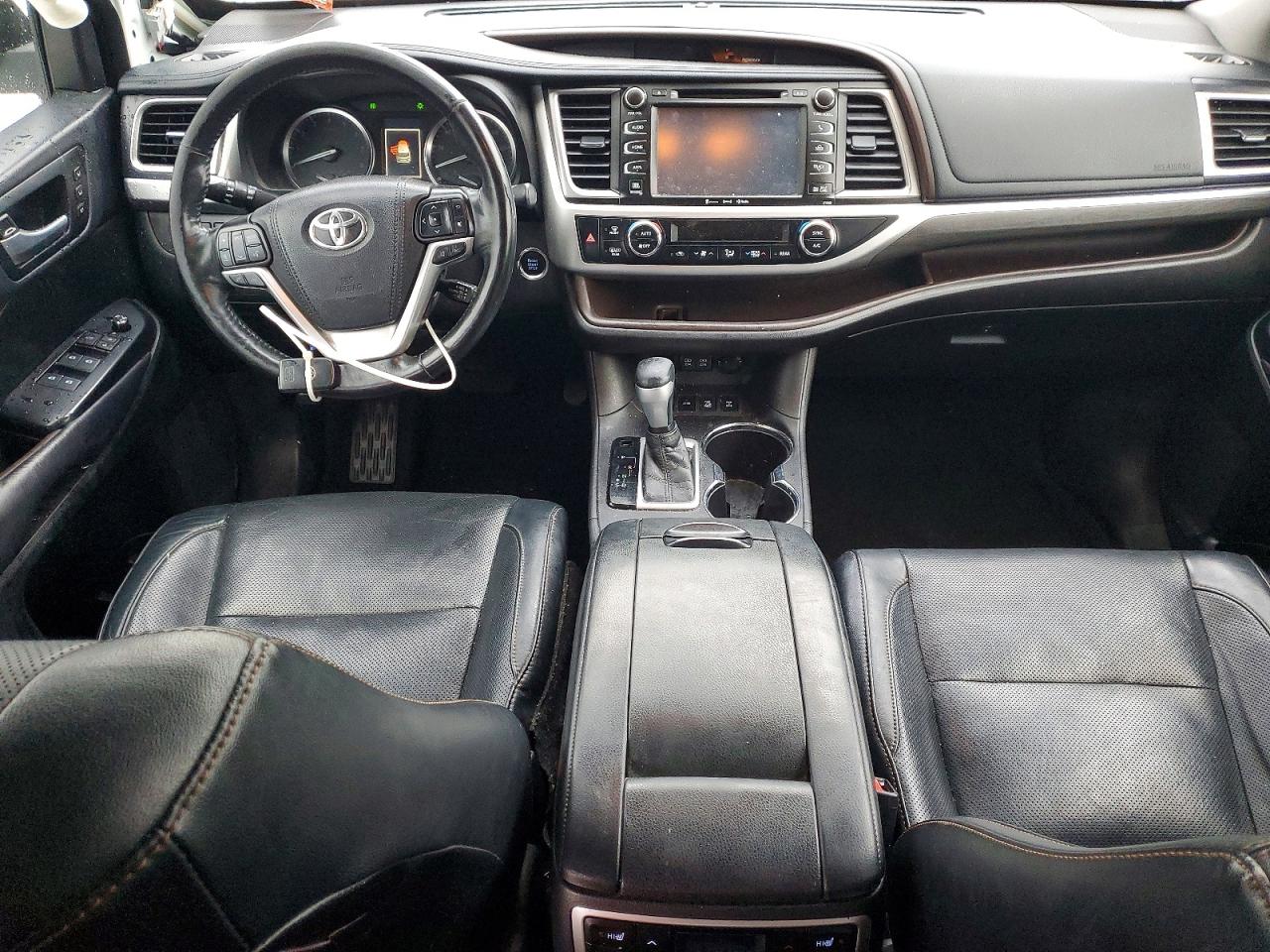 2018 TOYOTA HIGHLANDER LIMITED photo 15