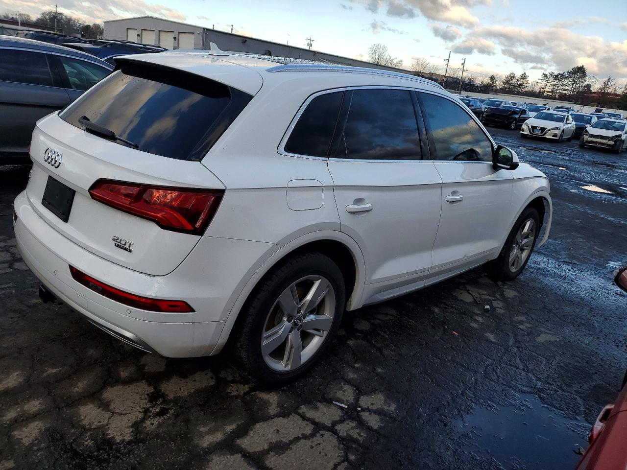 2018 AUDI Q5 PREMIUM PLUS photo 3