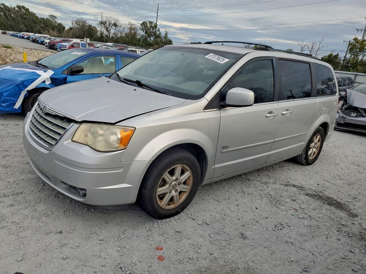 2008 CHRYSLER TOWN & COUNTRY