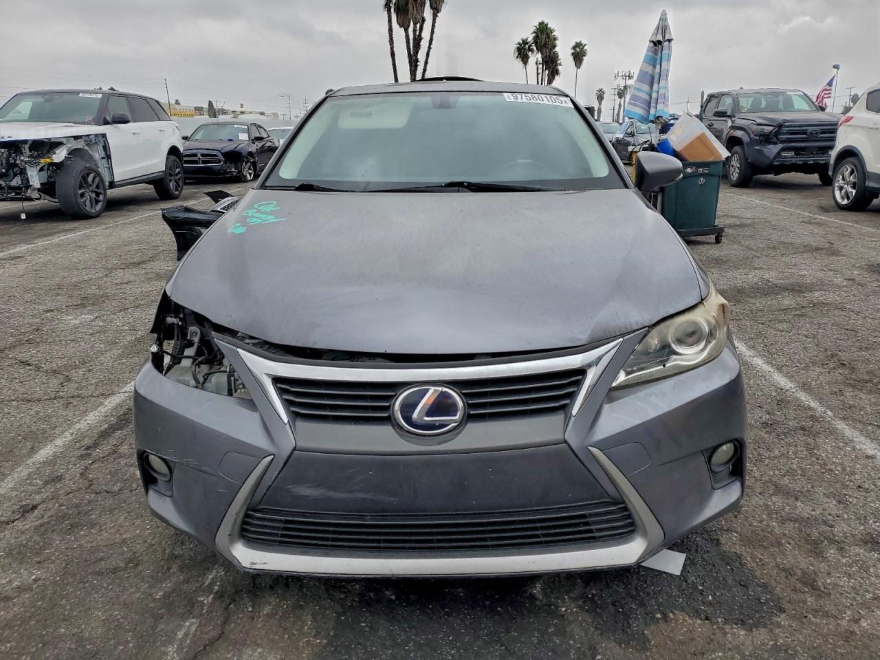 2015 LEXUS CT 200 photo 5