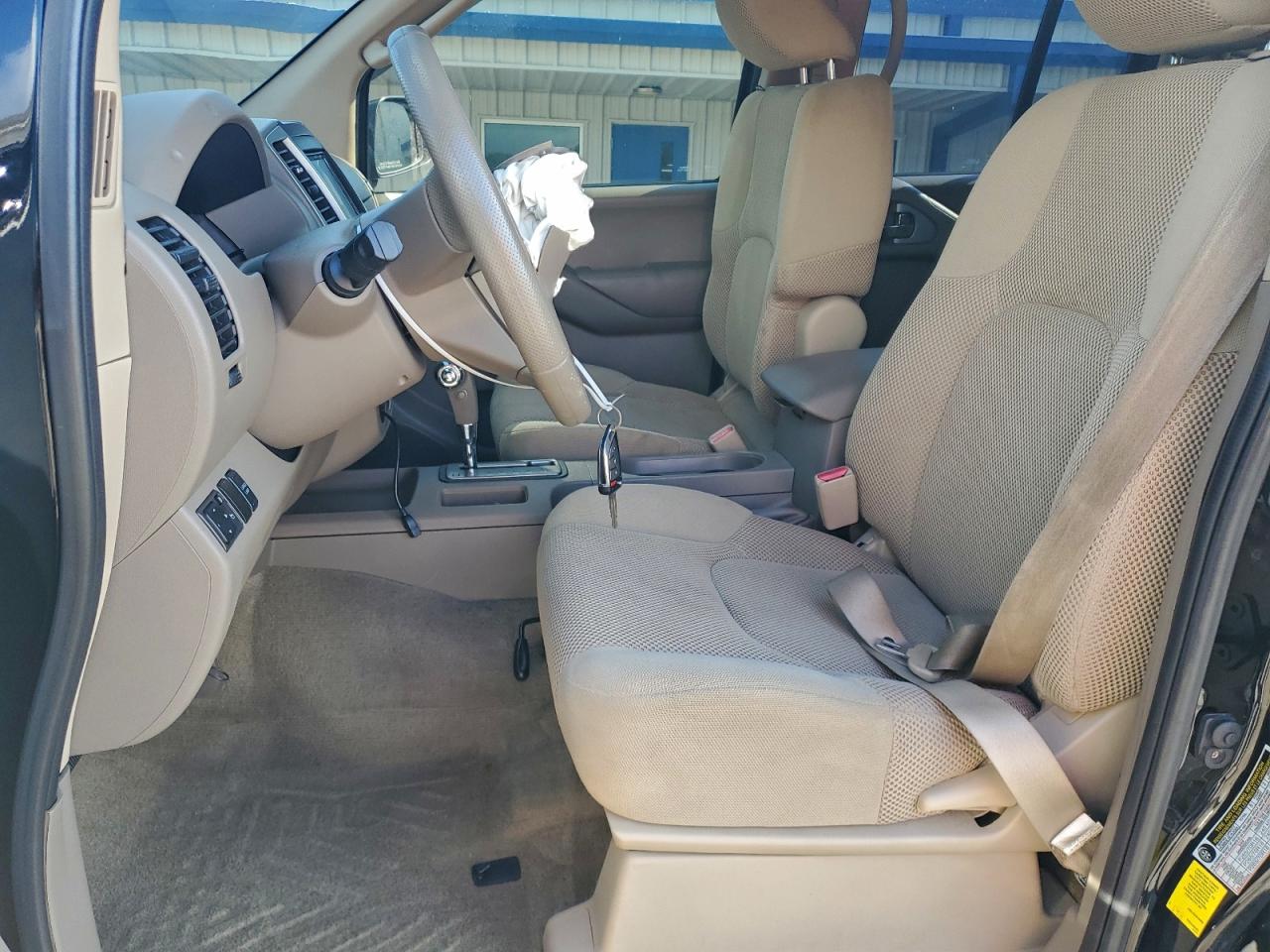 2010 NISSAN FRONTIER CREW CAB SE photo 7