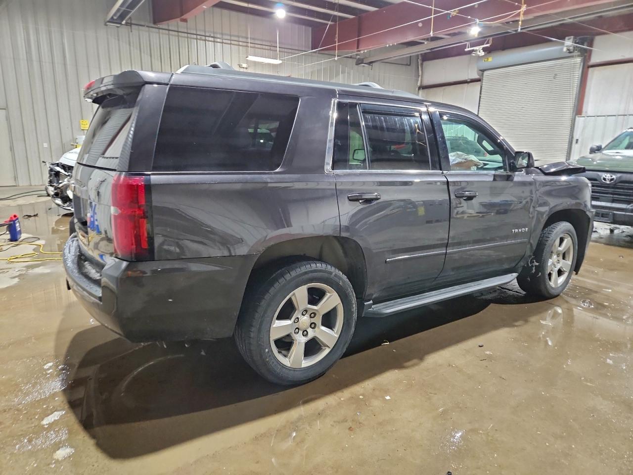2017 CHEVROLET TAHOE K1500 LS photo 3