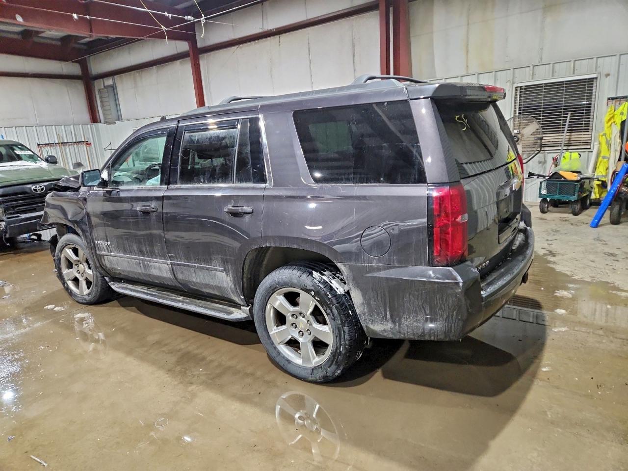 2017 CHEVROLET TAHOE K1500 LS photo 2