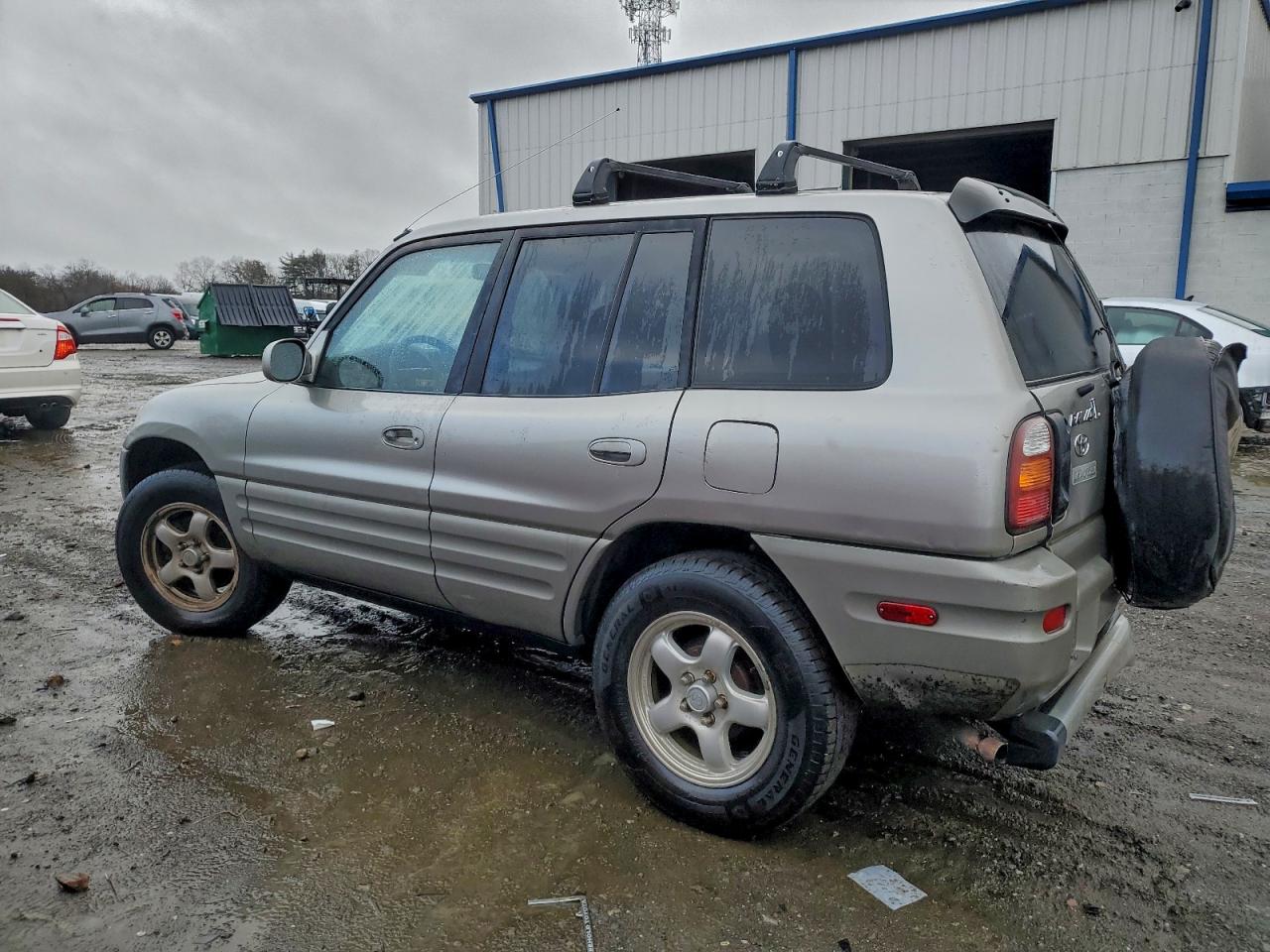 1999 TOYOTA RAV4 photo 5