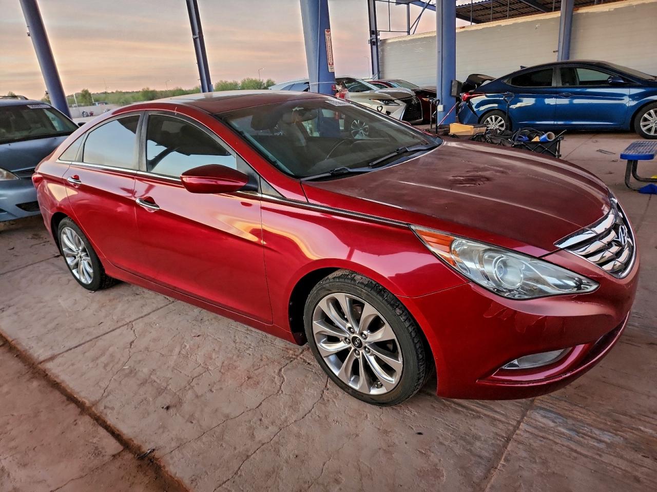 2011 HYUNDAI SONATA SE photo 4