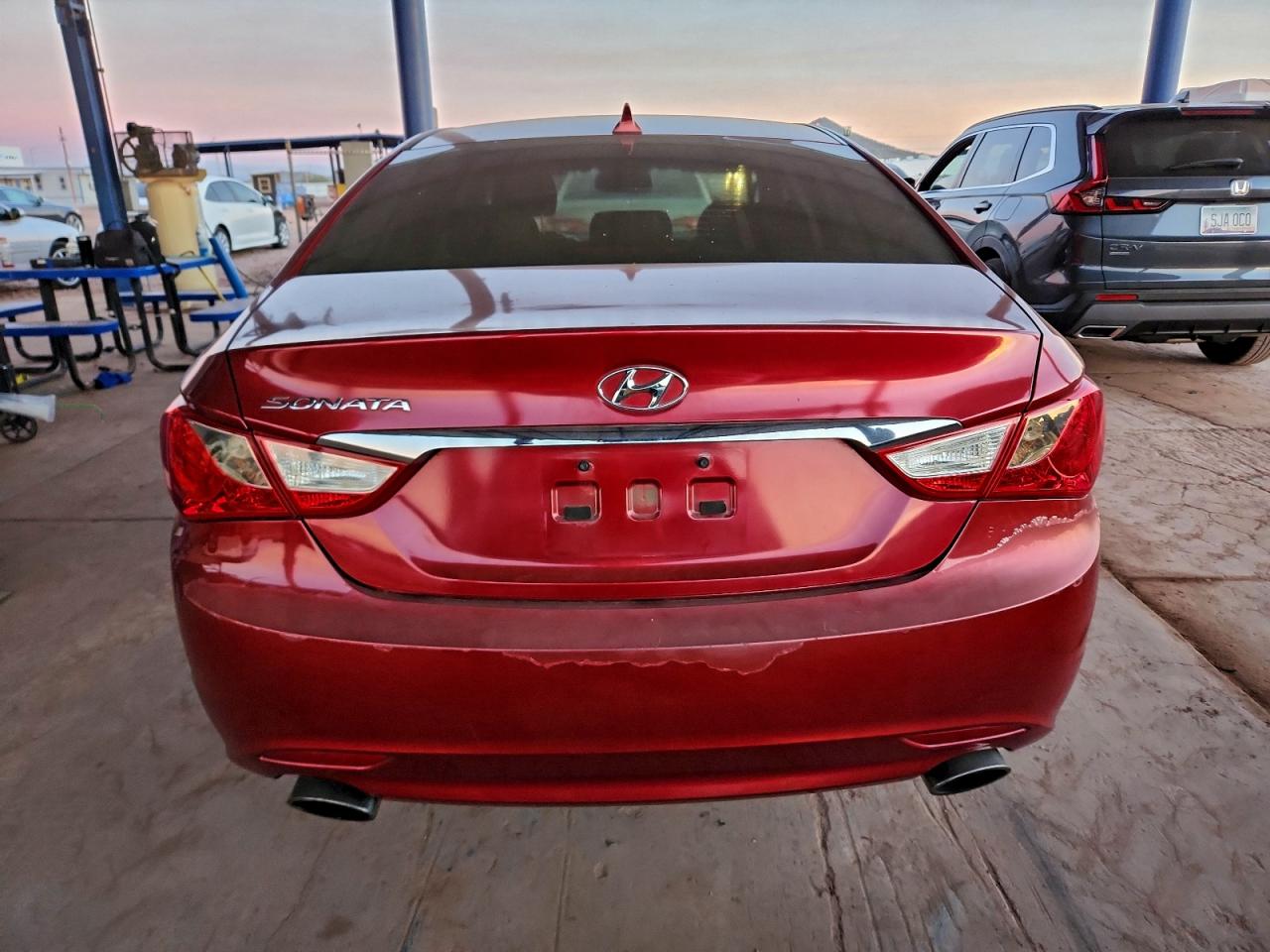 2011 HYUNDAI SONATA SE photo 6
