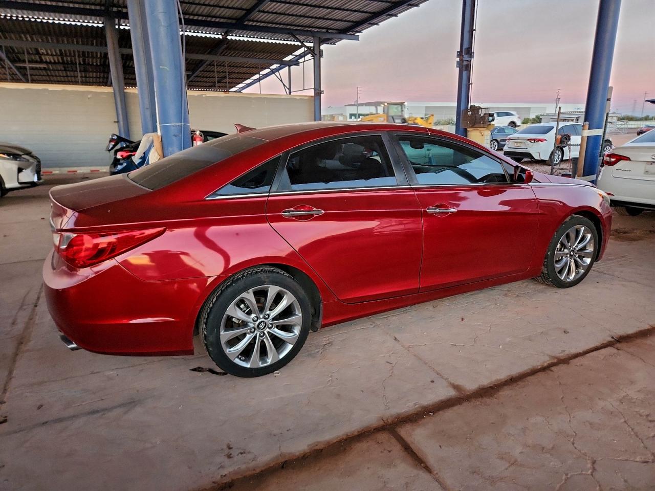 2011 HYUNDAI SONATA SE photo 3
