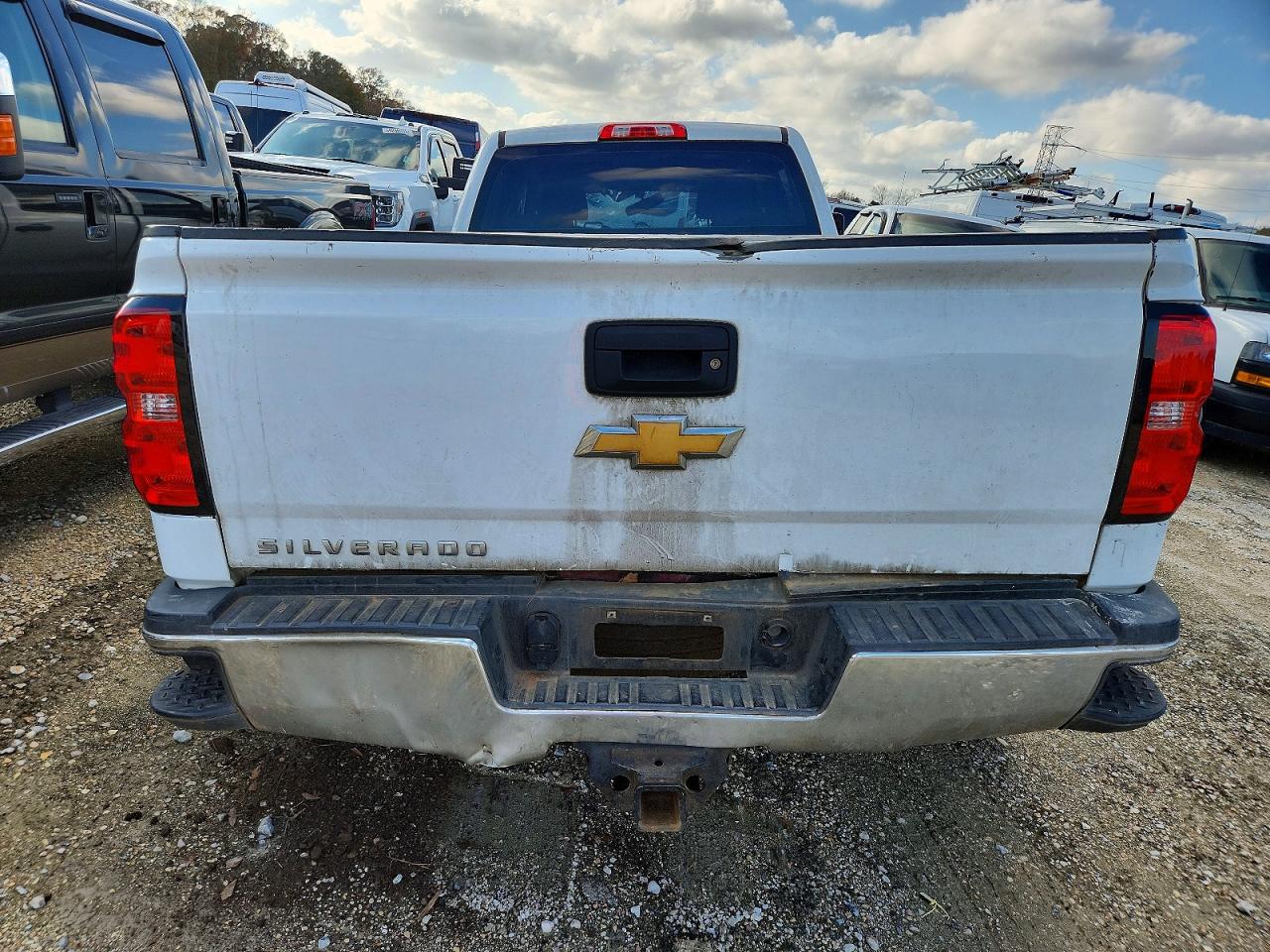 2016 CHEVROLET SILVERADO C3500 photo 6