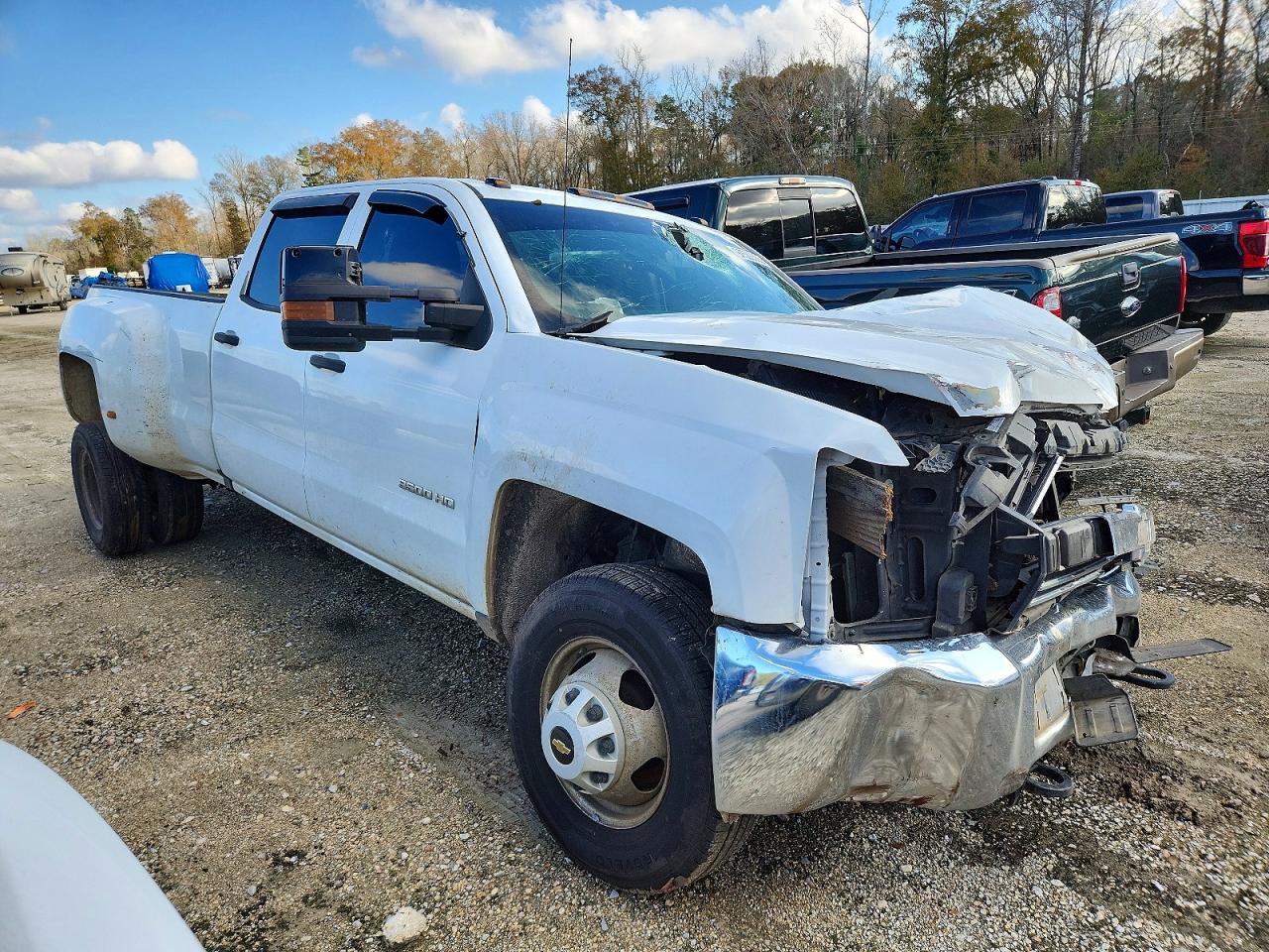 2016 CHEVROLET SILVERADO C3500 photo 4