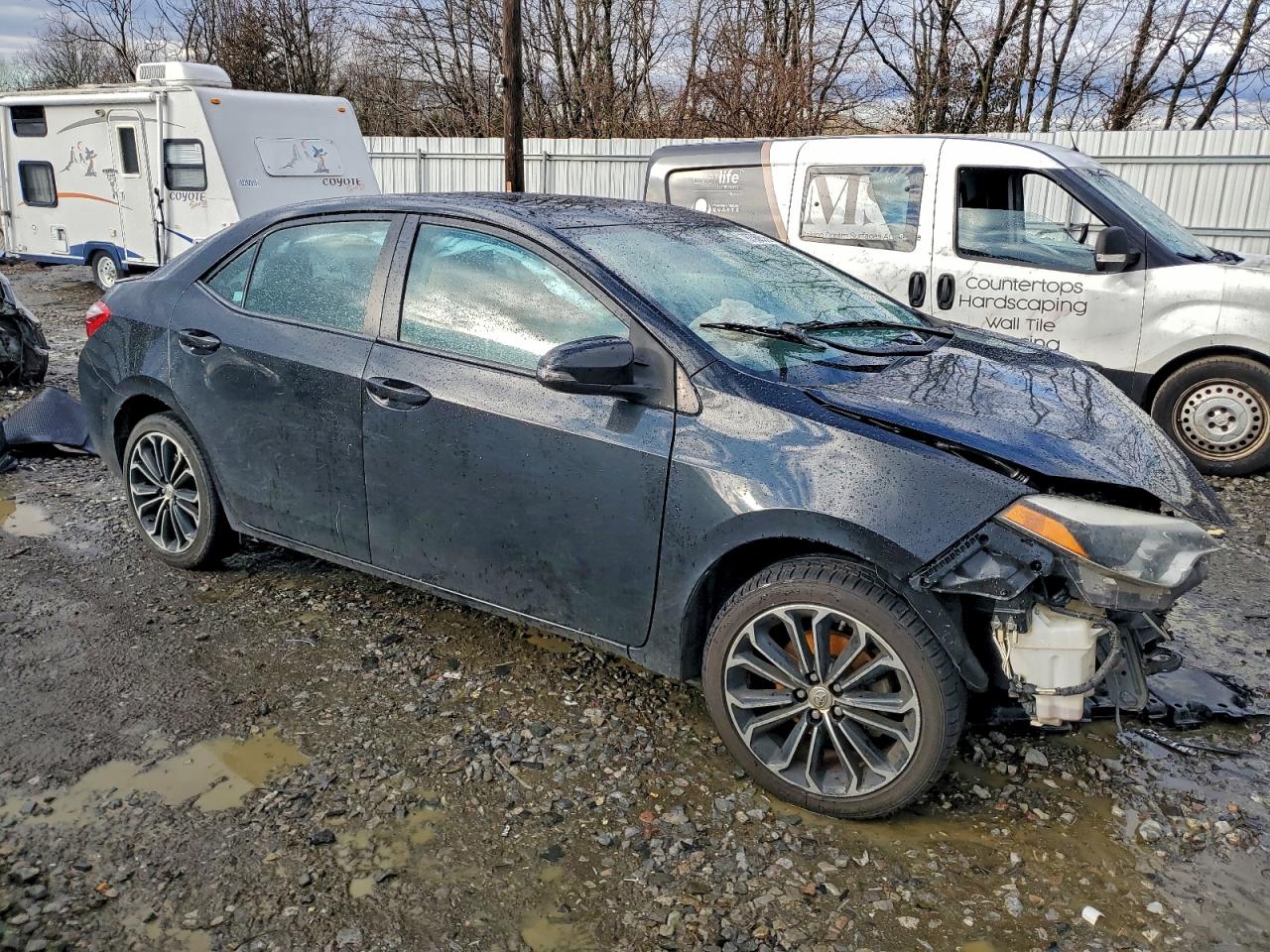 2015 TOYOTA COROLLA L photo 4