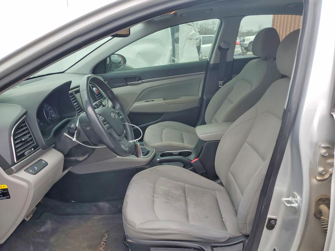 2018 HYUNDAI ELANTRA SEL photo 7