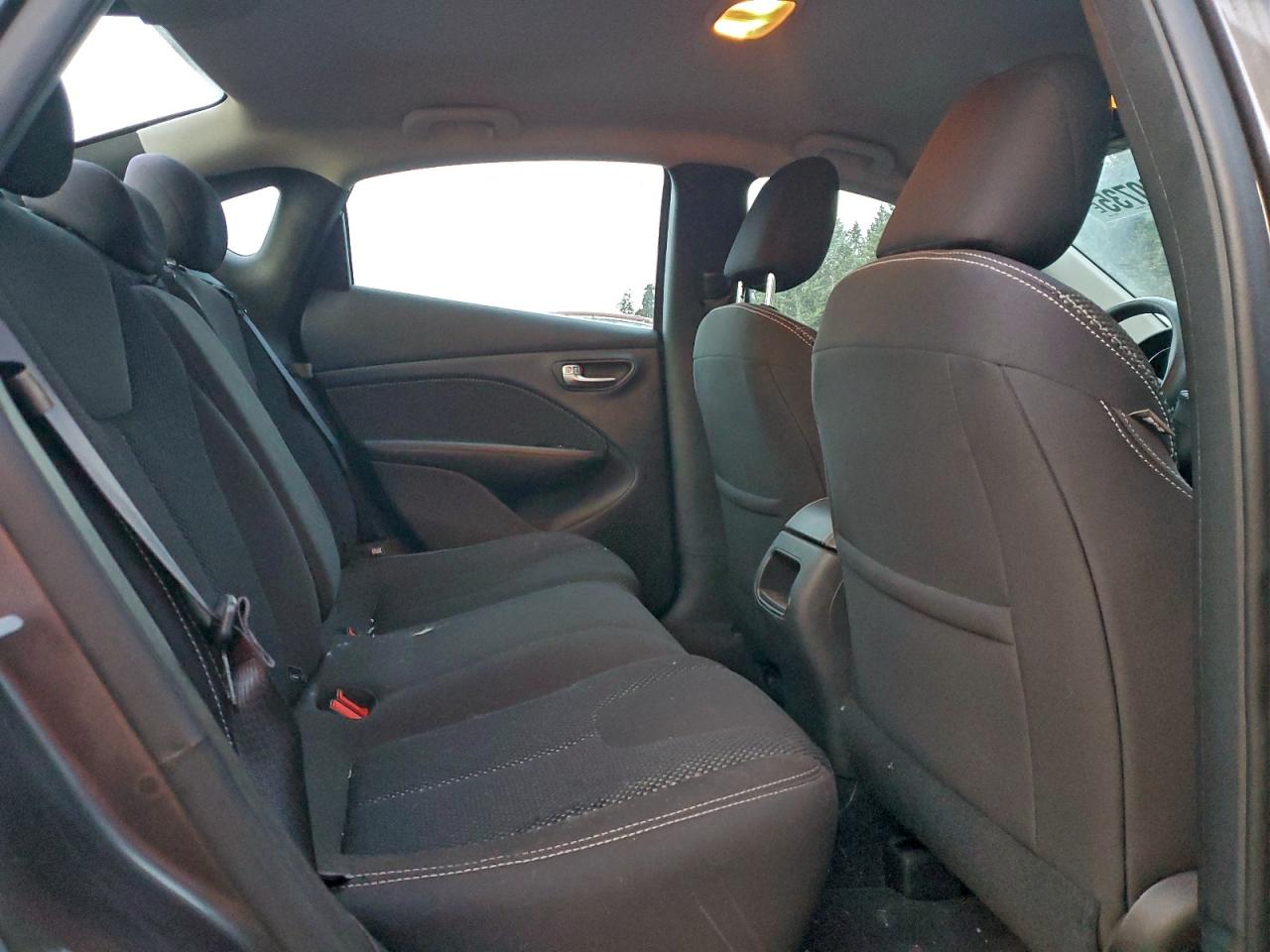 2015 DODGE DART SXT photo 10
