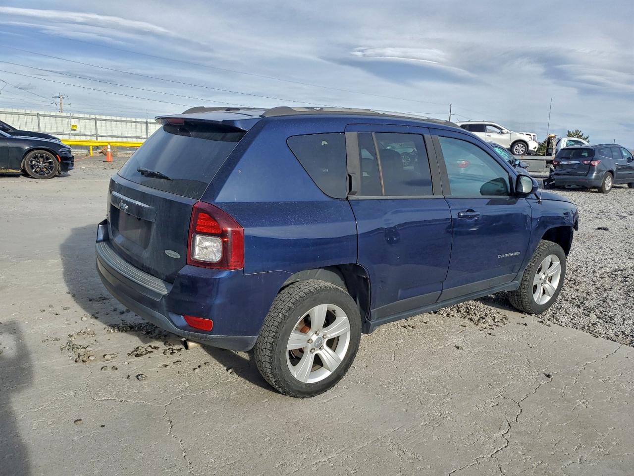 2016 JEEP COMPASS LATITUDE photo 3