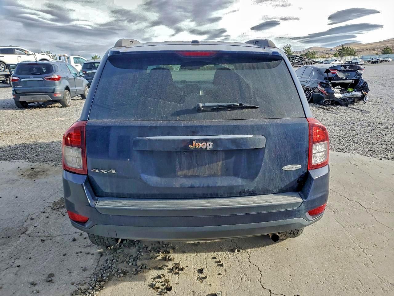 2016 JEEP COMPASS LATITUDE photo 6
