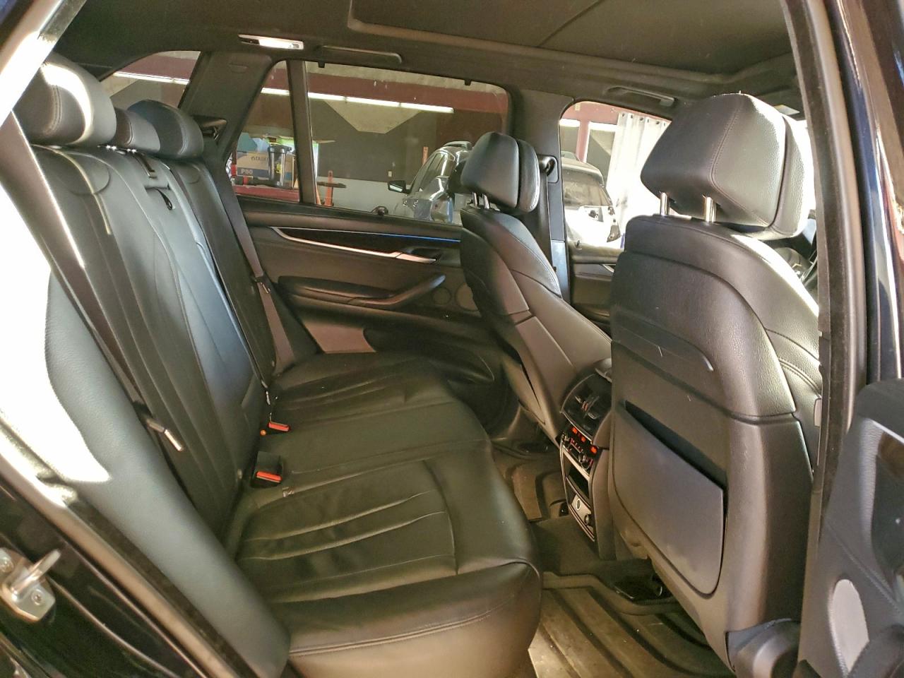 2016 BMW X5 XDRIVE50I photo 11