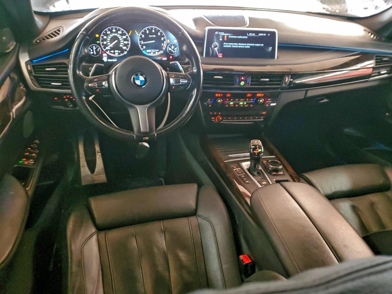 2016 BMW X5 XDRIVE50I photo 8