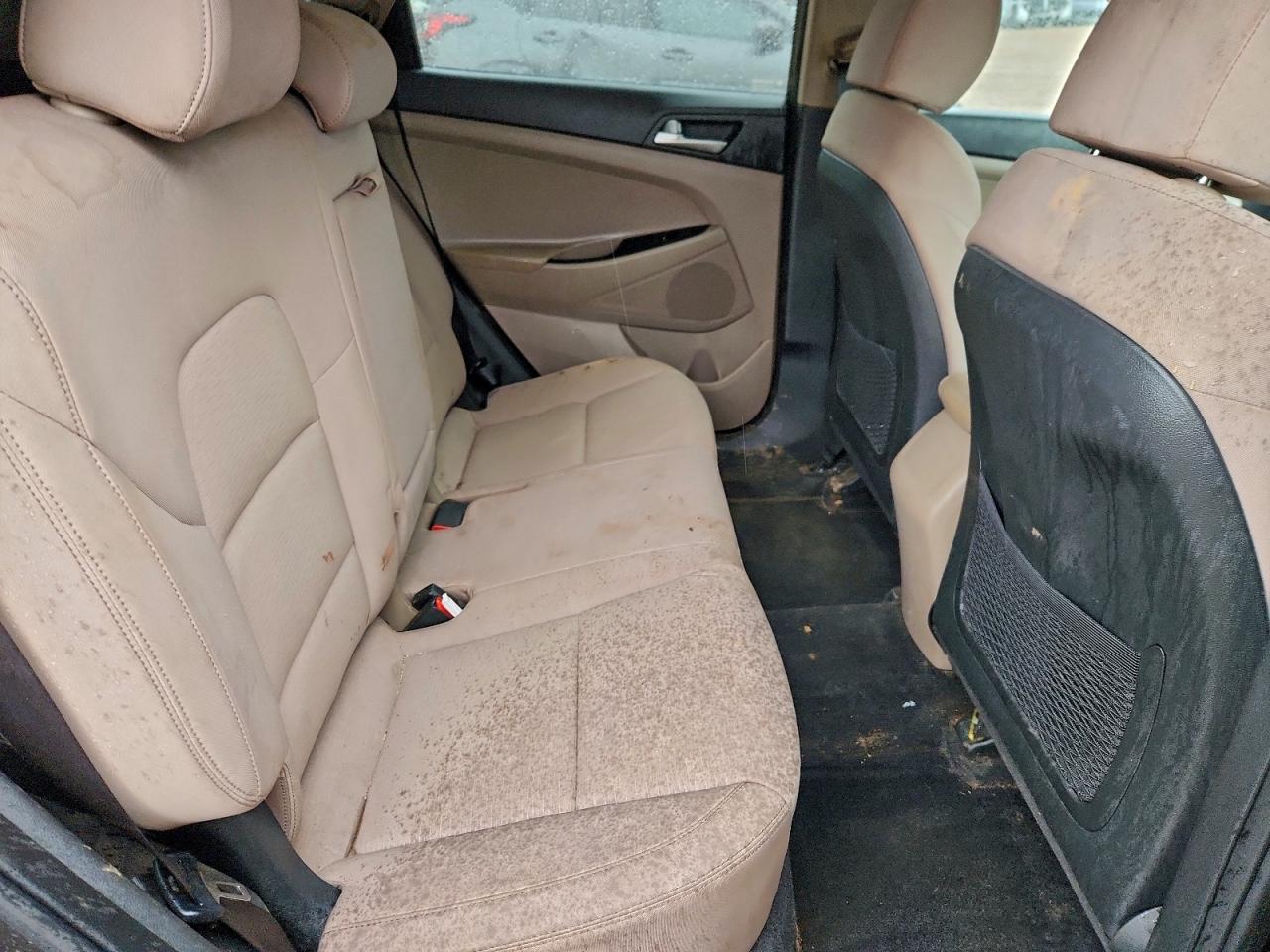 2020 HYUNDAI TUCSON SE photo 31