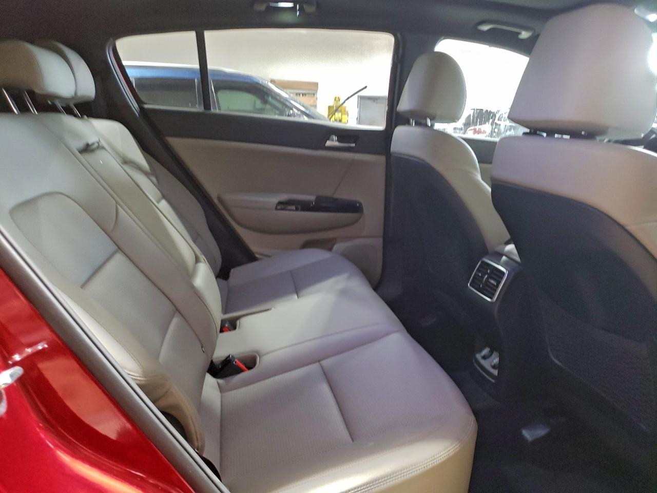 2020 KIA SPORTAGE S photo 11