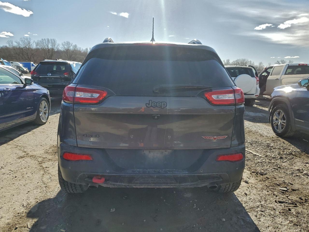 2018 JEEP CHEROKEE TRAILHAWK photo 6