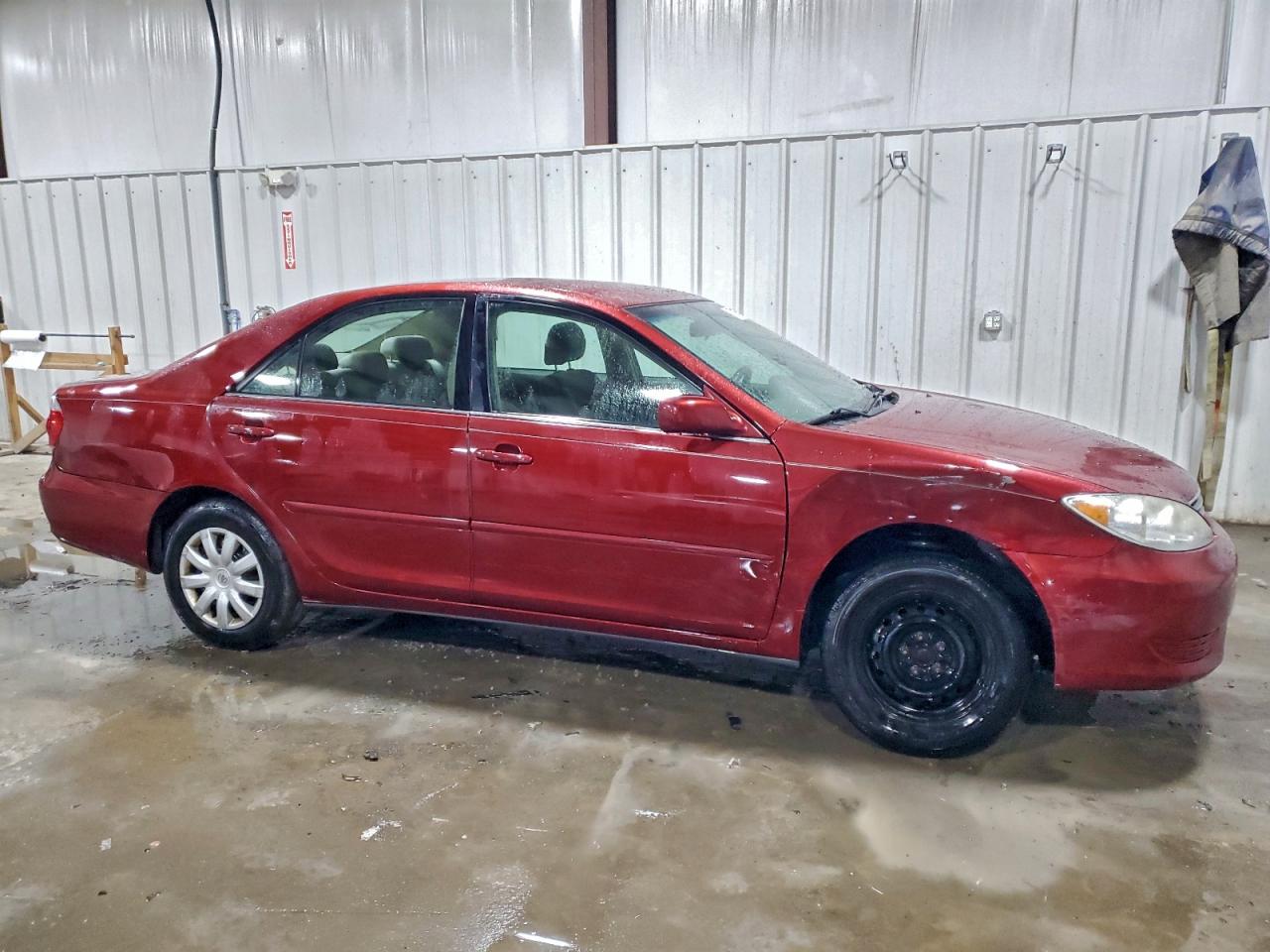 2006 TOYOTA CAMRY LE photo 4