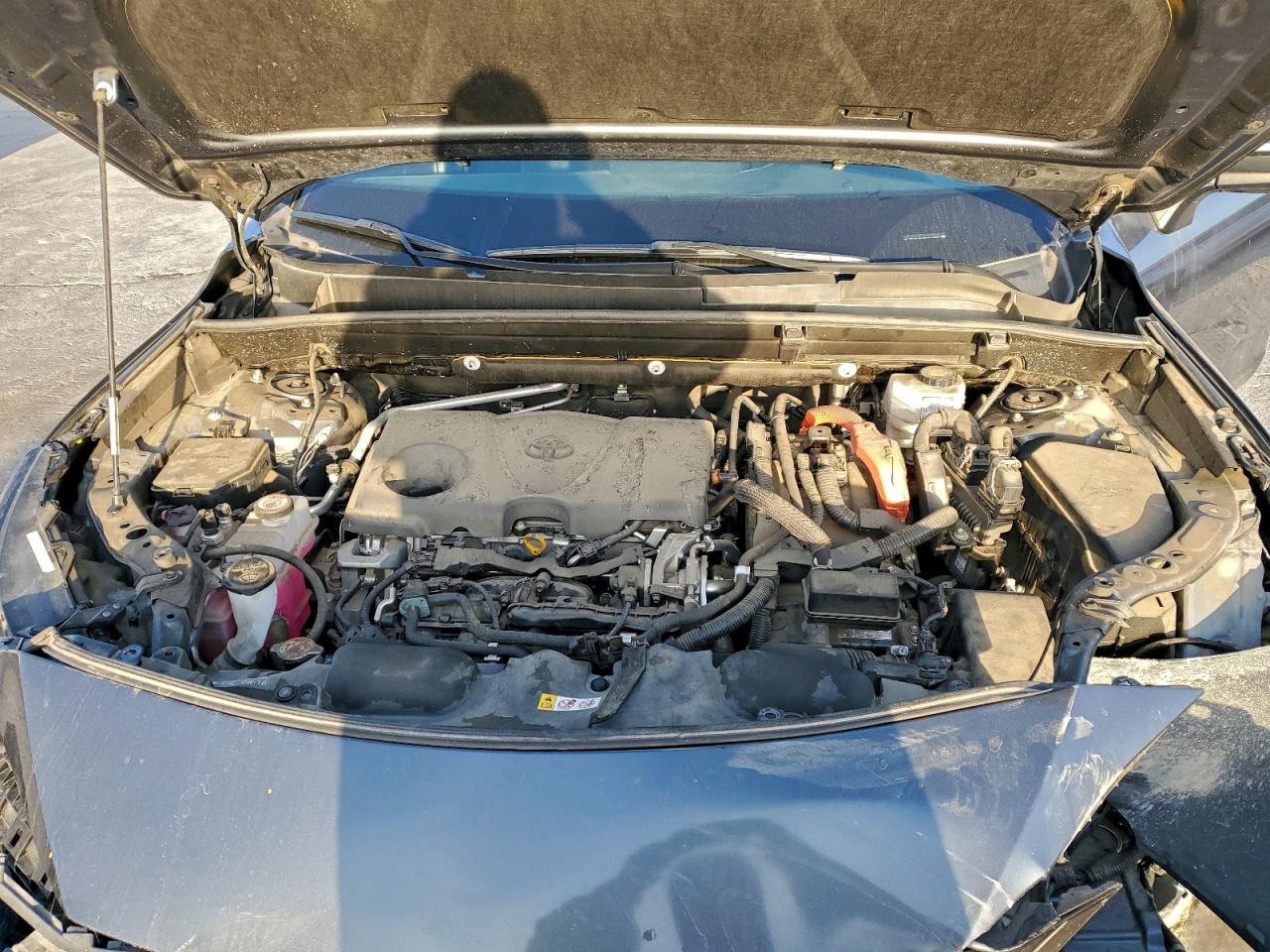 2021 TOYOTA VENZA LE photo 23