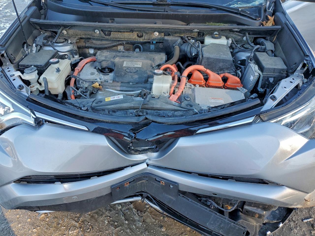 2017 TOYOTA RAV4 HV LIMITED photo 34