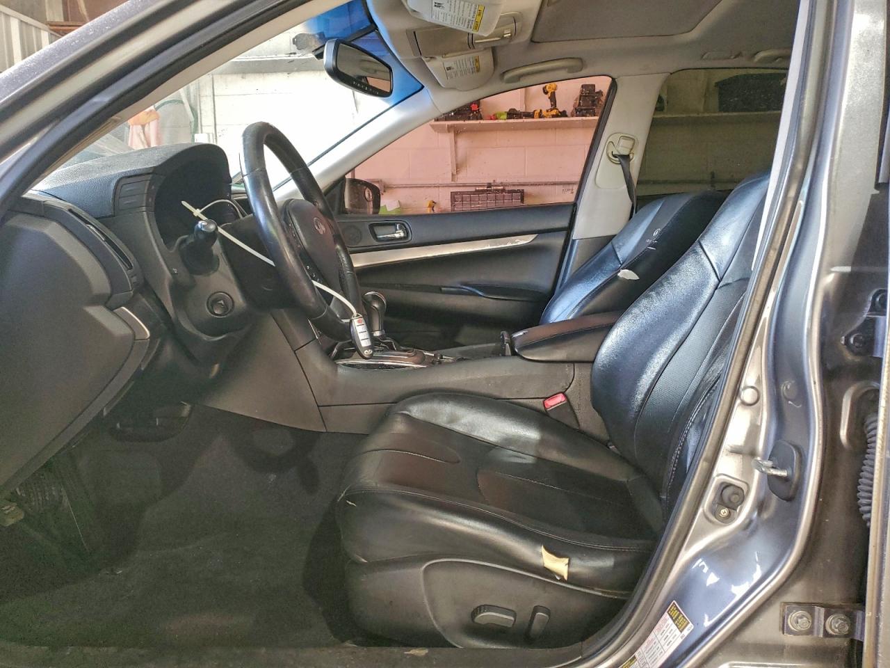 2013 INFINITI G37 BASE photo 7