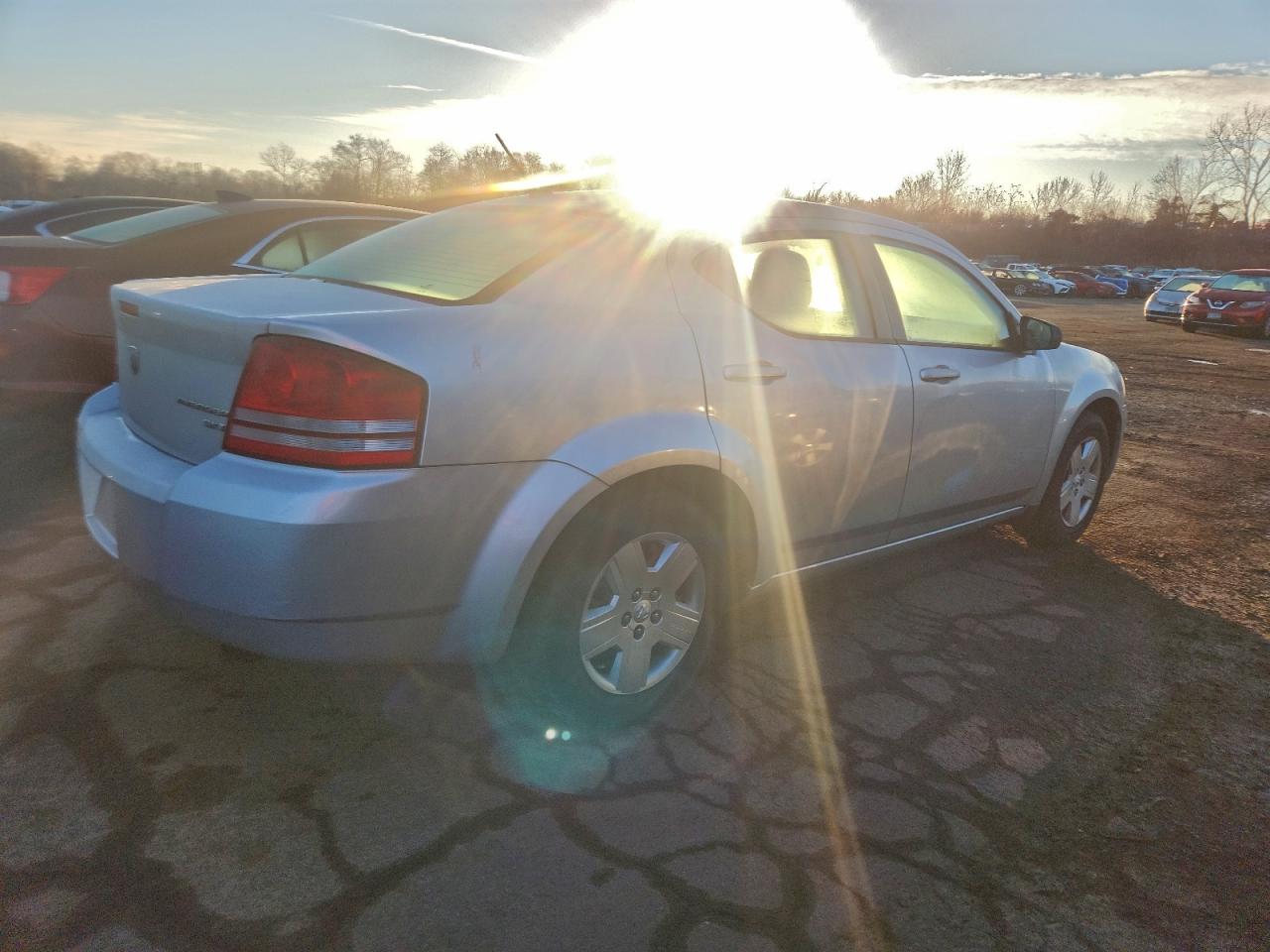 2010 DODGE AVENGER SXT photo 3