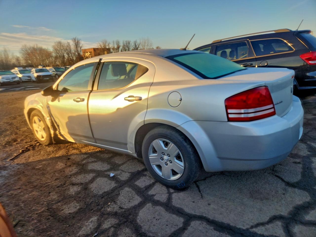 2010 DODGE AVENGER SXT photo 2