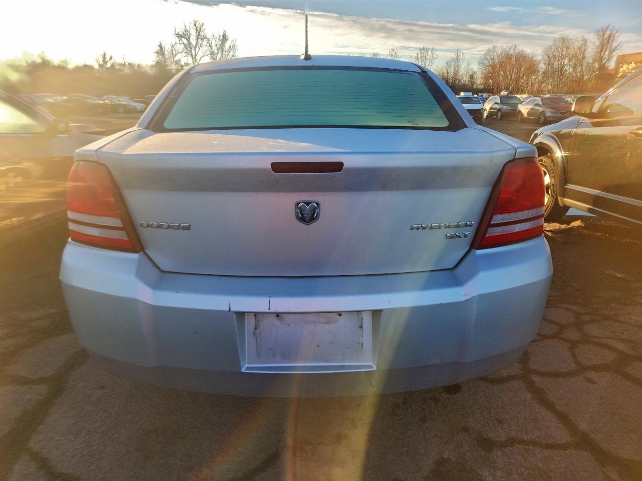 2010 DODGE AVENGER SXT photo 6