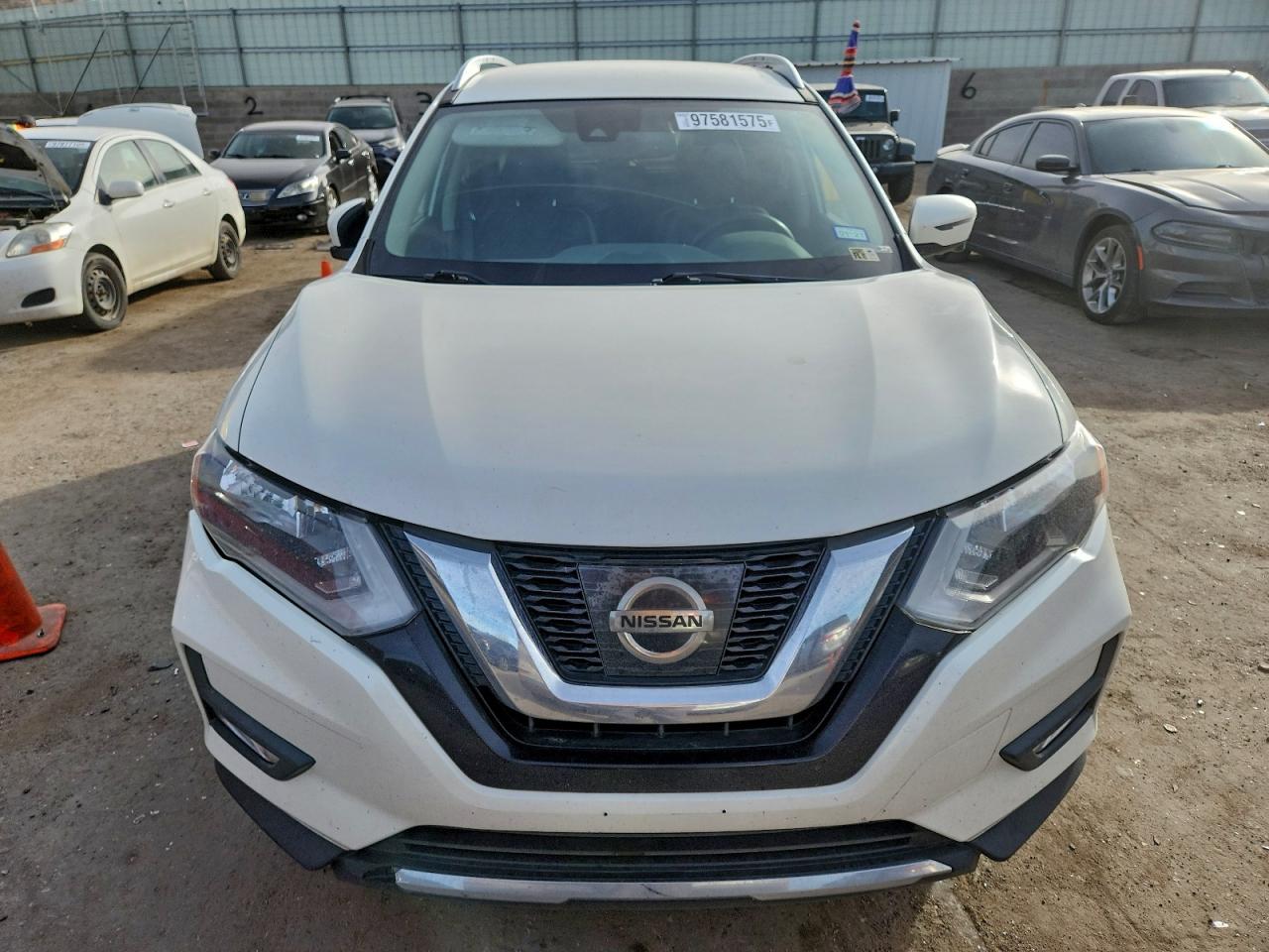 2017 NISSAN ROGUE S photo 5