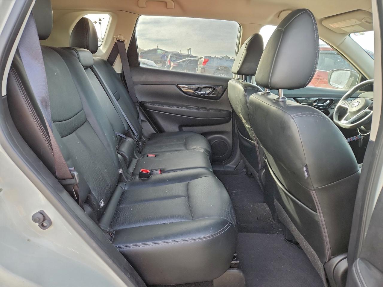 2017 NISSAN ROGUE S photo 11