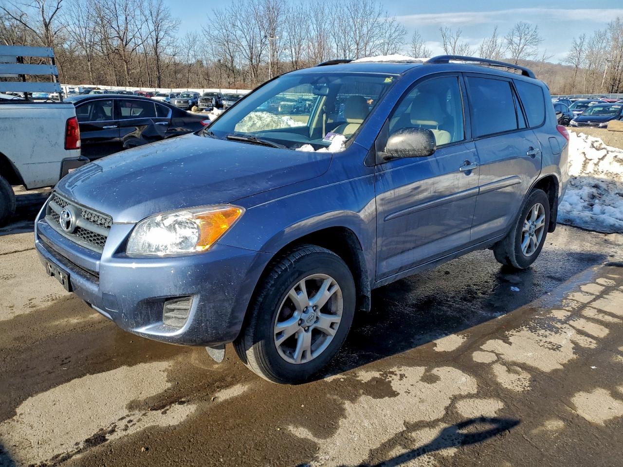 2011 TOYOTA RAV4