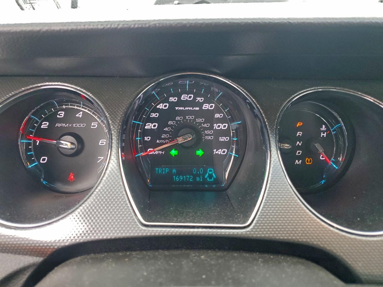 2011 FORD TAURUS SEL photo 9