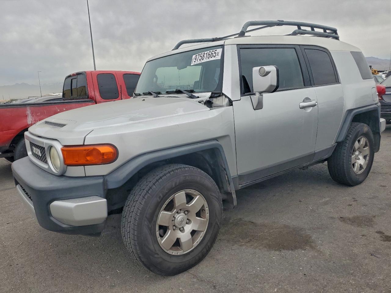 2007 TOYOTA FJ CRUISER