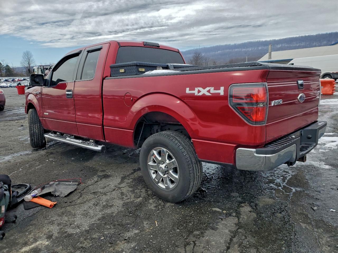 2013 FORD F150 SUPER CAB photo 2