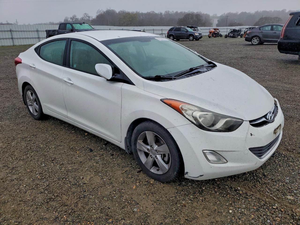 2013 HYUNDAI ELANTRA GLS photo 4