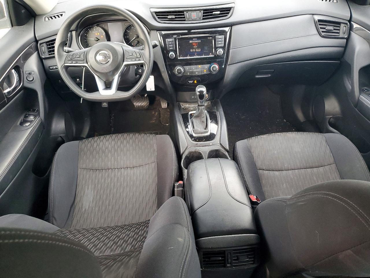 2018 NISSAN ROGUE S photo 8